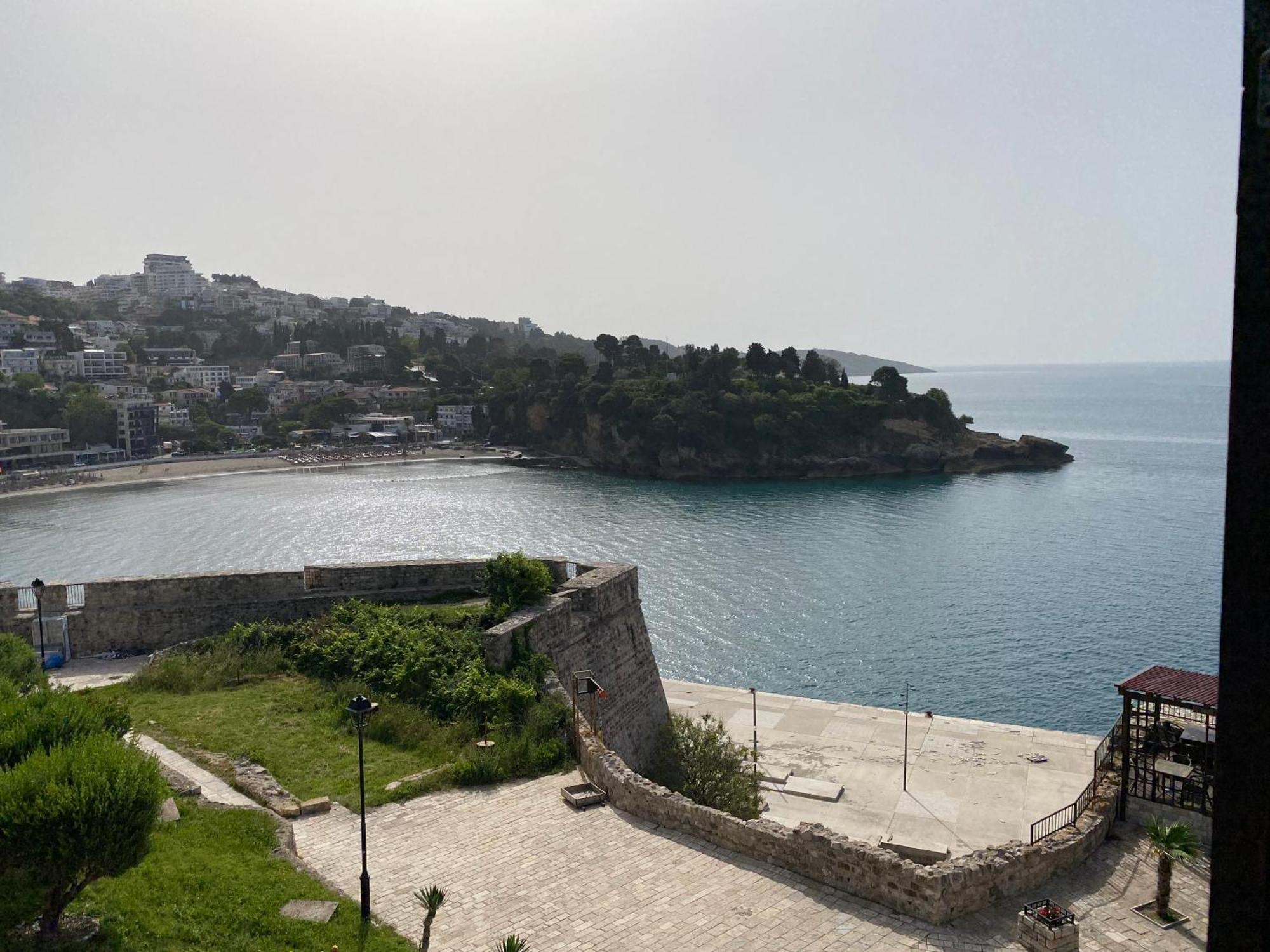 Kulla E Balshajve Hotel Ulcinj Exterior foto