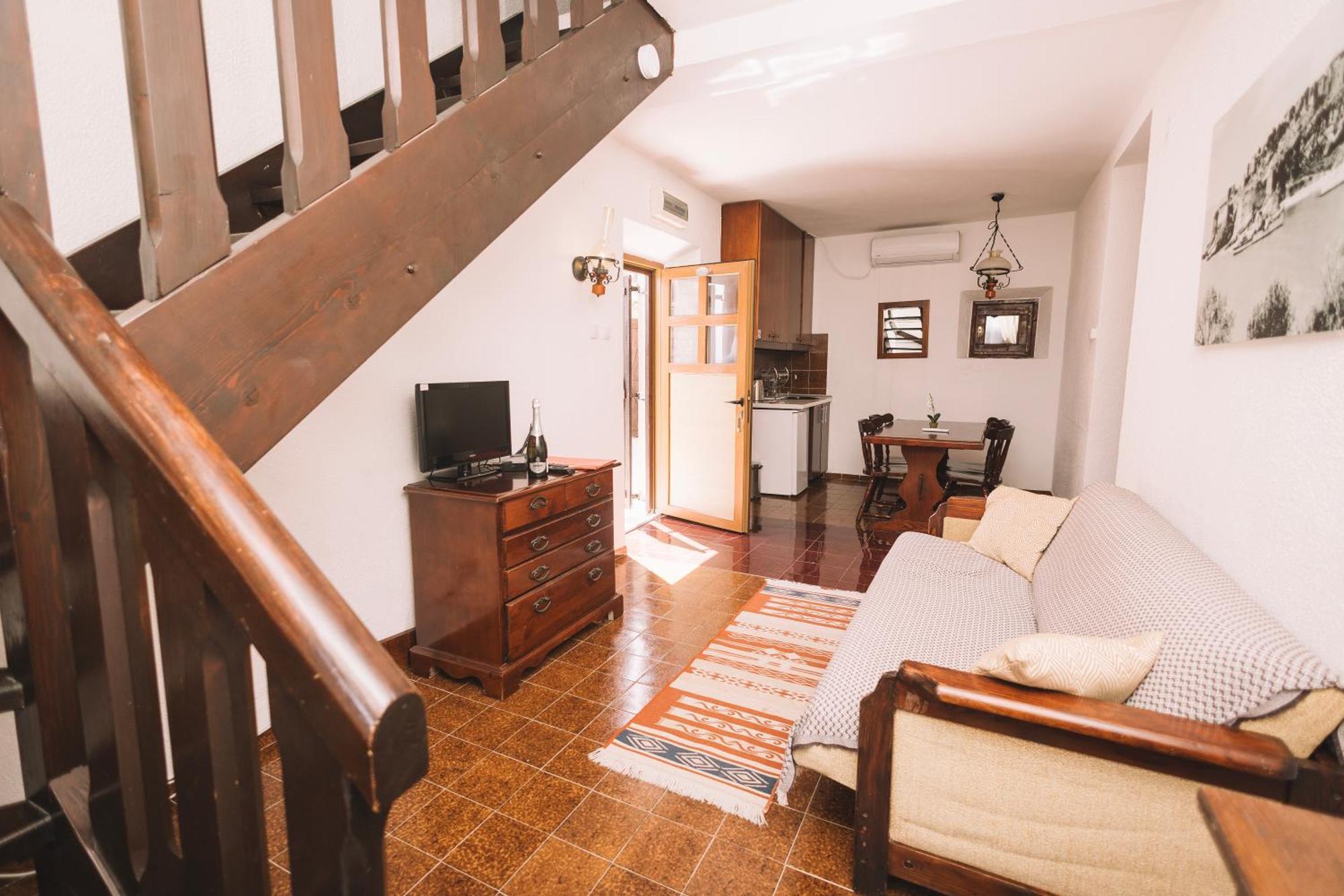 Kulla E Balshajve Ulcinj Exterior foto