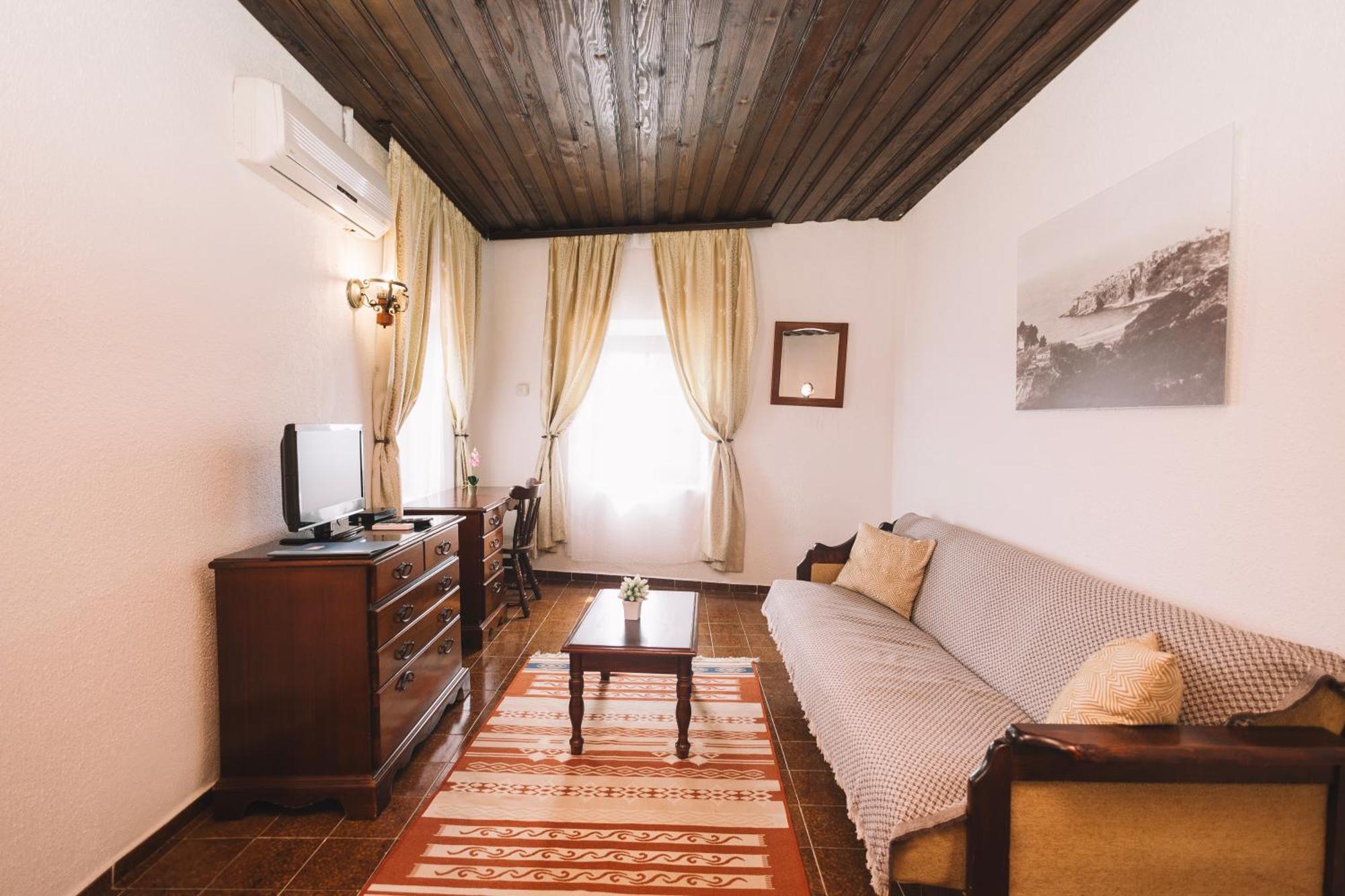 Kulla E Balshajve Ulcinj Exterior foto